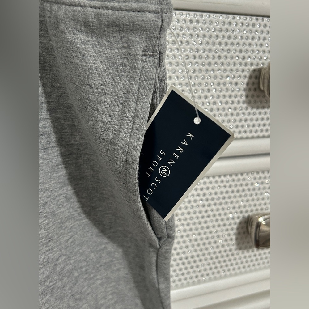 Karen Scott  Sport Skimmer in Smoke Grey Cropped Lounge Capris - Picture 4 of 7